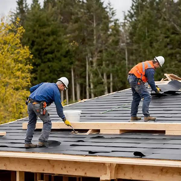 Why Everett, WA Homeowners Choose Everett Roofing Contractor for Wind Damage Repairs?